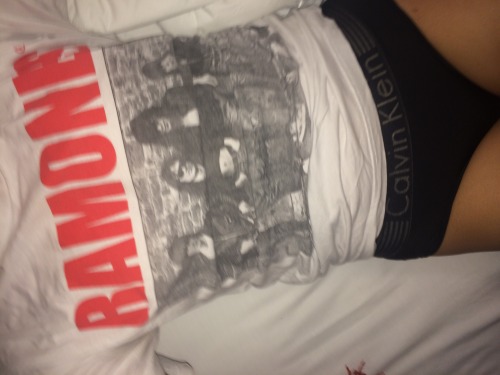 lanasblanktape: Ramones//Calvin Klein