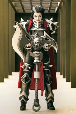 jynxblog:  &ldquo;Death by my hand.&rdquo; Darius cosplay made/worn by me (Jynx Art &amp; Cosplay)Photography by Jeprox Shots 