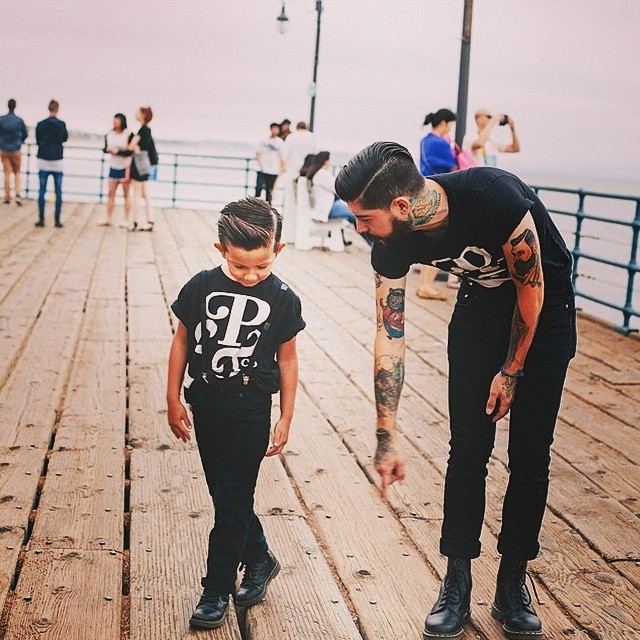 itz-angel:  One of my goals to accomplish when i have a son heheh 🙈 #Greaser #rockabilly