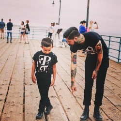itz-angel:  One of my goals to accomplish when i have a son heheh 🙈 #Greaser #rockabilly #pier #SomeDay 