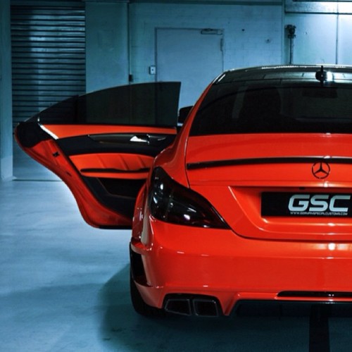 Billionaires Road