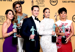 ikonicgif:  The cast of the Netflix series “Orange is the New Black” pose backstage with their awards for Outstanding Performance by an Ensemble in a Comedy Series at the 21st annual Screen Actors Guild Awards 