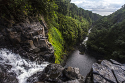 satakentia: Makahiku Falls  Haleakalā National Park, Maui, Hawaii by Jacob W. Frank  I really really want to go 💔