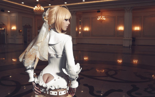 cosplaybeautys: Saber Bride by Helly von Valentine