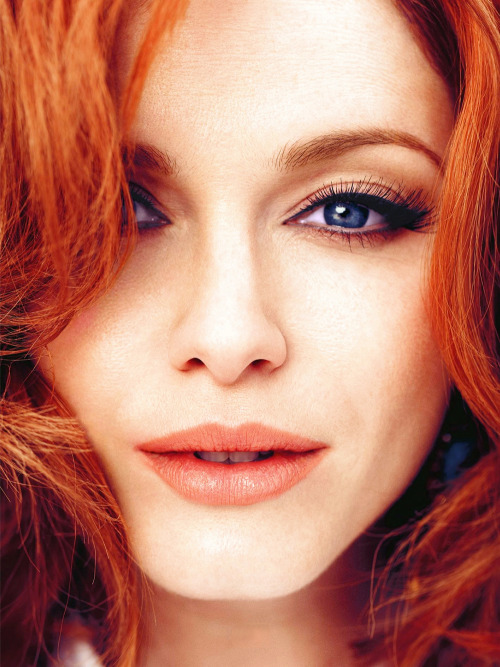 dreroyale:  nigerianscams:  for-redheads:  Christina Hendricks by Max Abadian for Flare May 2013   