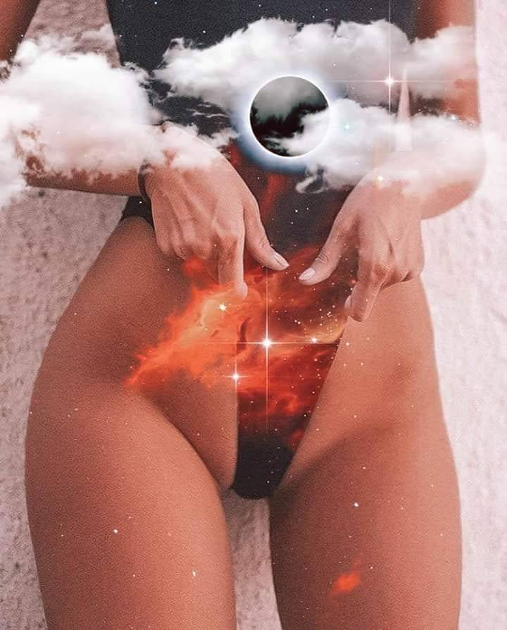 surreal-aesthethic:  olderboy-aesthethic:  IG @onlygoodtrippyMyedit Follow Instagram
