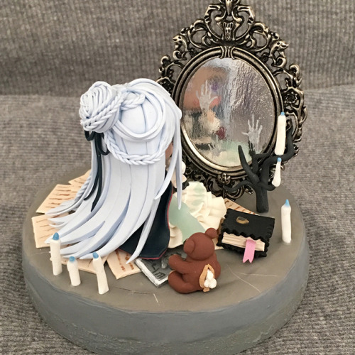 lizzi-craftdiary: ~Mirror Tale~It’s been a while since I last sculpted, so I made a chibi figure as 