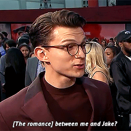 tomhollandcouk: Jake Gyllenhaal And Tom Holland Call ‘Spider-Man’ Bromance ‘A Straight-Up Romance!’
