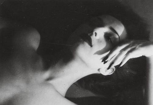 eloizainthewoods: Florette, Neck Exposed, Jaques-Henri Lartigue, Paris, 1944