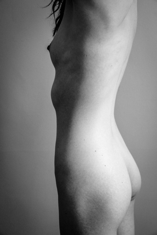 bodiesareweirdandcool:  B, photographed by Mattea. 