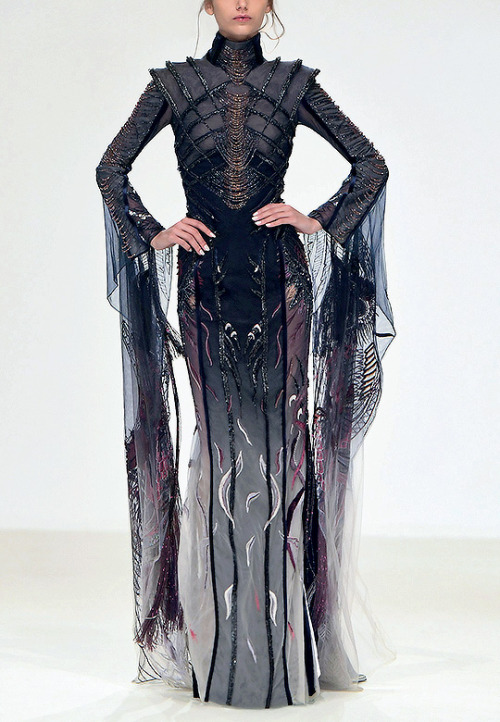evermore-fashion:Hassidriss ‘She Rises at Dusk’ Fall 2020 Haute Couture Collection