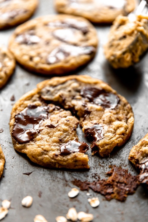 Chocolate Chunk Oatmeal Cookies