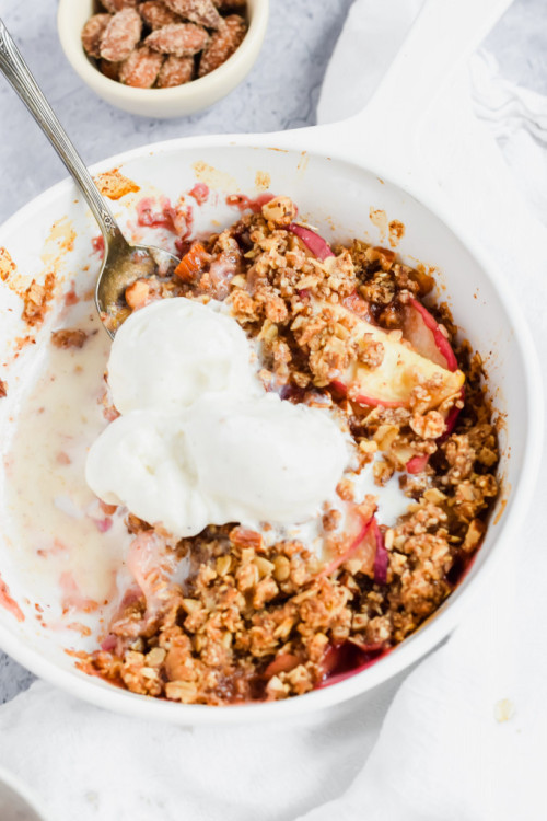 fullcravings: Healthy Peach Crisp Recipe