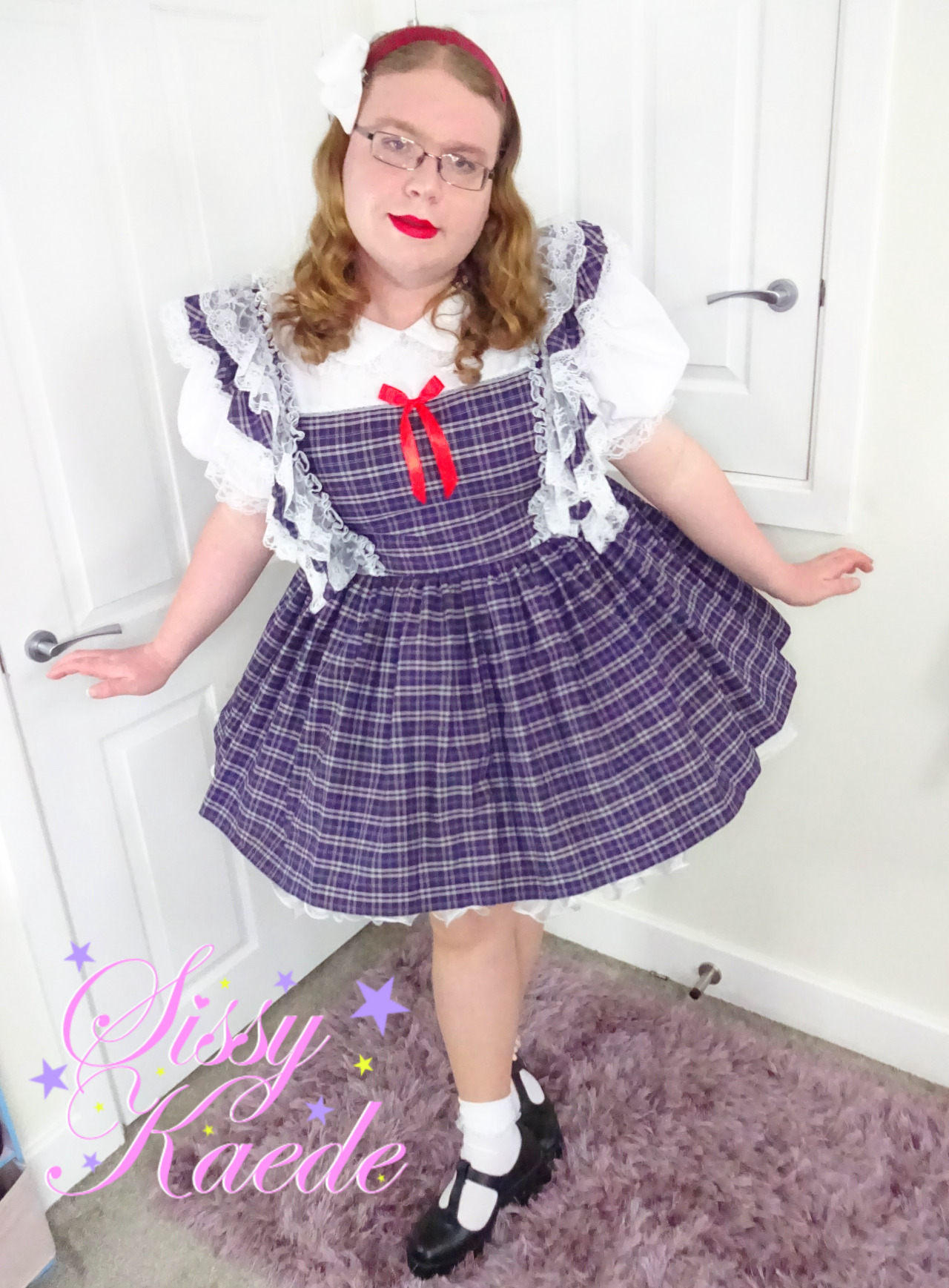 Hi everyone, back in a sissy dress at last. First time since the surgery’s I had to have earlier this year. Finnaly felt confortable enough to sissy up, cant keep me from frillys for too long hehe. #sissy sissygirl prissysissy prissy frillysissy sissydress sissyschoolgirl