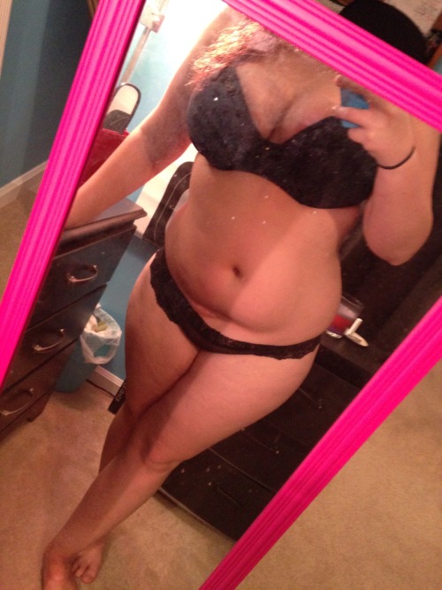 howdoyou69:  I kinda am super in love with myself:)  Wow. Look at that cubby bitch. Something to hold on to all over. :) can’t go wrong there, Can you?