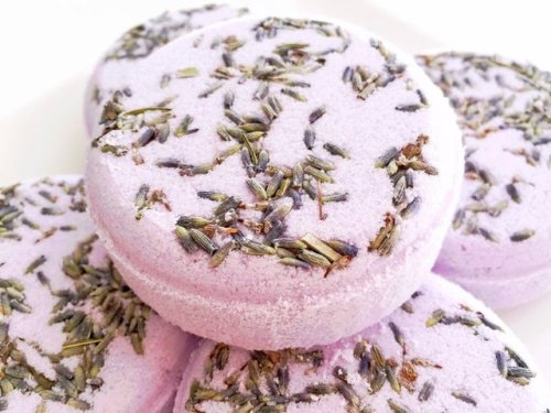 Lavender Bath Bomb // SweetClementineSoaps