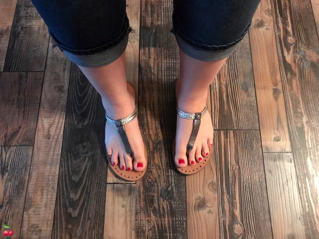 cherryredtoes:Sandals….