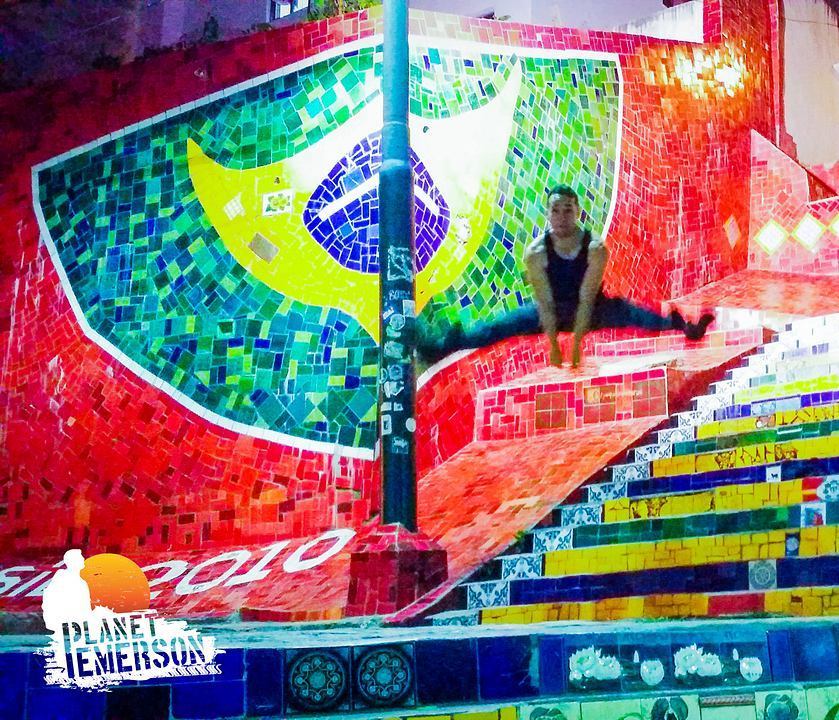 O incrível tempo que passei na Escadaria Selaron do Rio de Janerio!! Go ahead and… JUMP!!!
🌍
Photo by @PlanetEmerson 📷
Instagram/Snapchat: @PlanetEmerson 🌟
♻
#EscadariaSelaron #RiodeJanerio
#brazil #brasileiros #brasil #animado http://ift.tt/1VCgduk