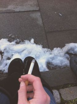 sexhaustive:  Cigarettes and snow 