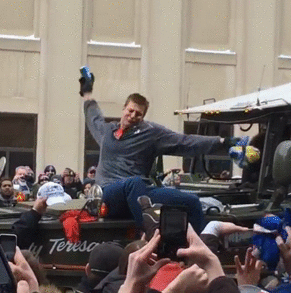 edelmenkowski:  GRONK LIKE SUPERBOWL VICTORY.VICTORY MEANS SUPERBOWL PARADE.