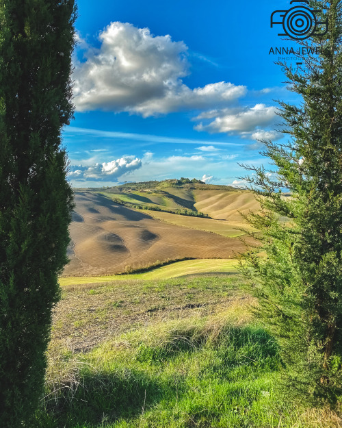 Tuscany - Italy (by Anna Jewels (@earthpeek)) https://www.instagram.com/earthpeek/