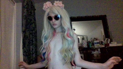 kindofcute-kindof:  tropical Barbie ™  I love U @kindofcute-kindof