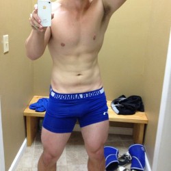 hotjock1213:  http://hotjock1213.tumblr.com/