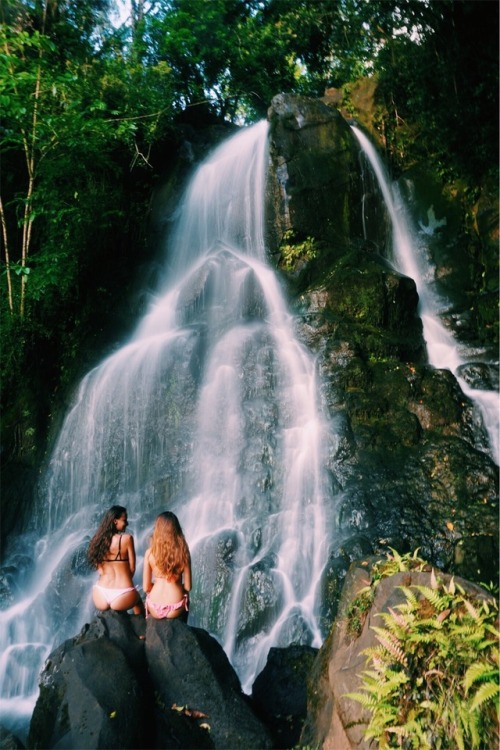 Oahu, Hawaii Instagram: emmaneagu