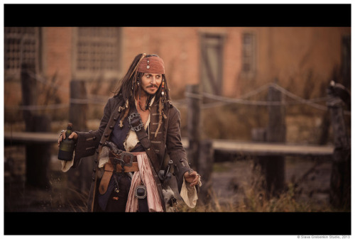 calamity-cain: theblacklacedandy: cosplaygen: (via Cosplay - Captain Jack Sparrow by Slava-Grebenkin