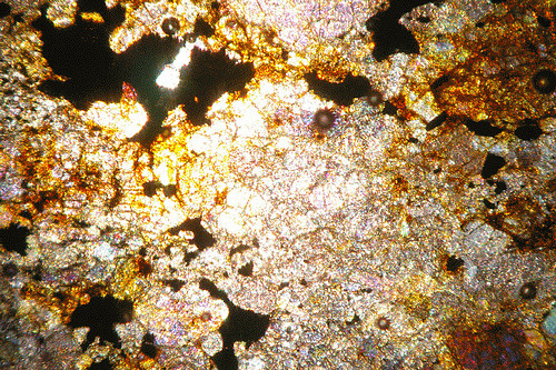 jtotheizzoe:  via odditiesoflife:  A Look Inside a Meteorite Ever wonder what a