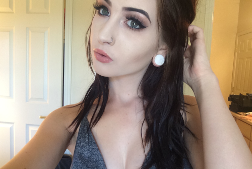 hotnonnudes - Hot Non-Nudes