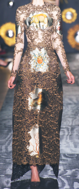 vincecartersisgone-deactivated2:  collections that are raw as fuck ➝ valentino