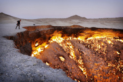 everythingturkic:  A vivid display of Turkmenistan’s huge gas reserves is the Darvaza gas crater. In the 1970s, Soviet engineers accidentally collapsed this cavern about 260 km north of Ashgabat, while exploring for gas in the Karakum Desert. The escaping