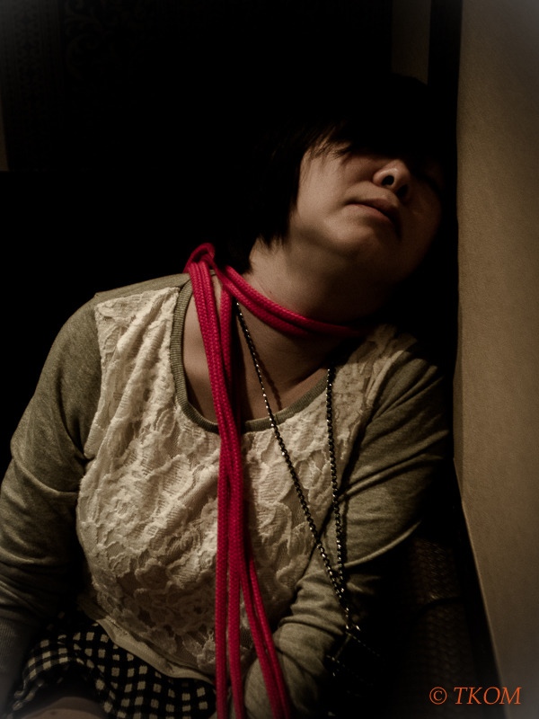 bobbedfetish:  新宿唄声喫茶ニテ…壱Photo by TKOM bobbedfetishModel by しー@M女