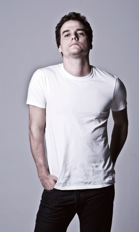 hotfamous-men:  Wagner Moura