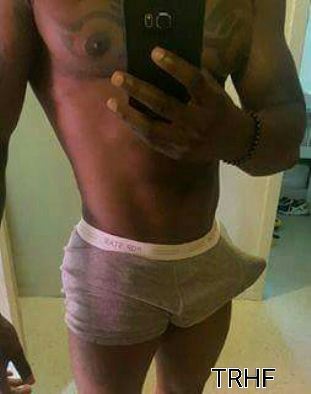 massivemusclebears:  so-dayi: Take This and Be Happy!  I’D BE VERRRRRRY HAPPY. 