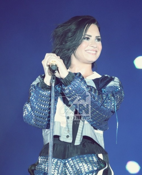 dlovato-news:  MAY 9th - Performing at YAN BeatFestival in Vietnam. More pictures in our gallery.