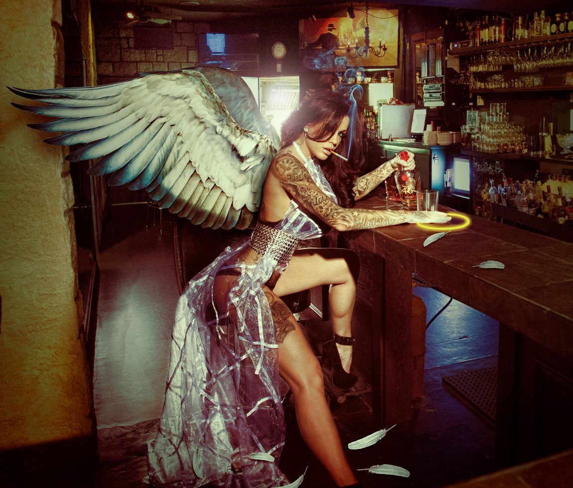 spreadingmywings:  thethirddeadlysin:  ‘Bad Angel’ by Daveed Benito   Temptation….