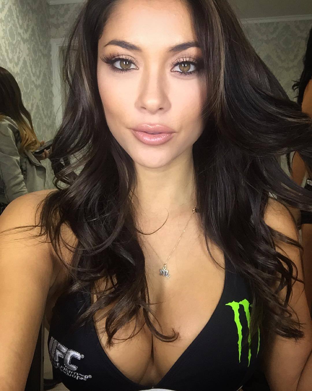 hottygram:  Thank u @ufc #seoul what an amazing night of fights! Lots of crazy knockouts