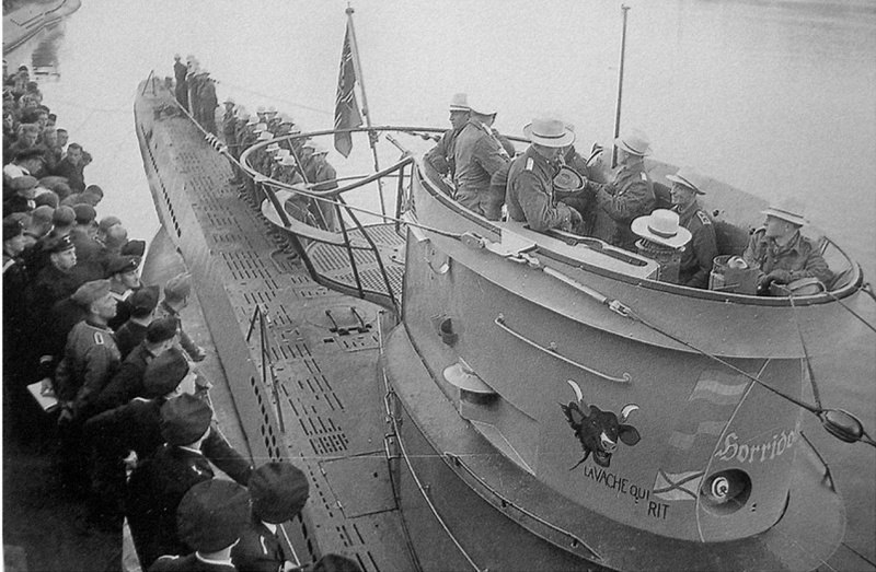 bmashine:  Seeing the German submarine U-96 in the next battle campaign. Saint-Nazaire.