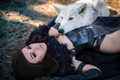 Porn Pics cosplay-galaxy:Fem Jon Snow with Ghost from