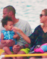 bodyrock:  Bey, Jay and Blue in Italy (September 5th 2013)