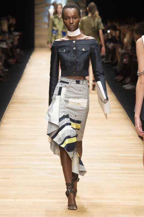 global-fashions:  Guy Laroche - Paris Fashion Week S/S 2016  Outfits for Ahsoka Tano after leaving t