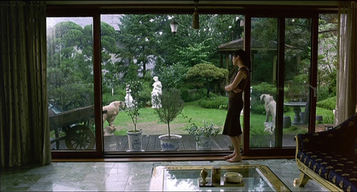 japanesepearldivers:  3-IRON (Kim Ki-duk, 2004)  