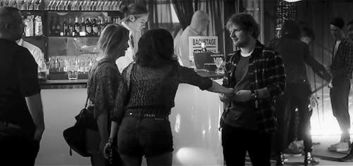 eds-little-bird-x:  fuckyeahteddysheeran:  Ed Sheeran in Bridget Jones’s Baby (dir. Sharon Mag