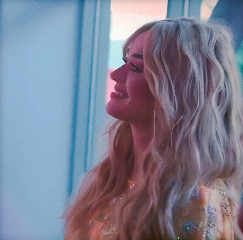 wallsofinsincerity — Katy Perry ☀️ icons ☀️ at the “Never Really Over”...