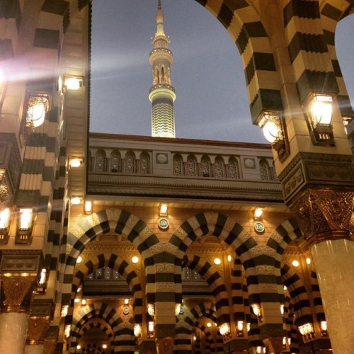 XXX islamicthinking:  Masjid Nabwi | Madinah photo