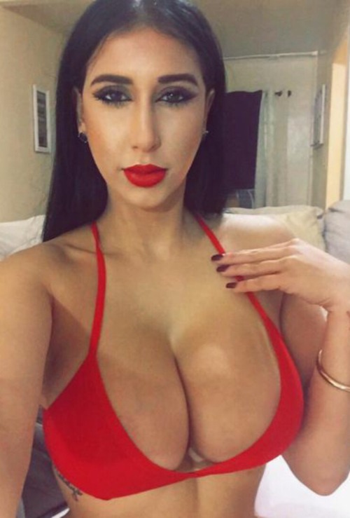 nuffsed69:Thick Ass Latina Valerie Kay 😍 adult photos