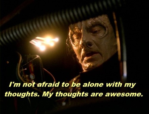fumbledeegrumble:  douxreviews:Deep Space Nine Nine  IS THIS NOT HOW THAT SCENE WENT THOUGH