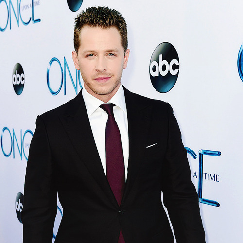 midstorm:  The Cast at the OUAT Season 4 Premiere 